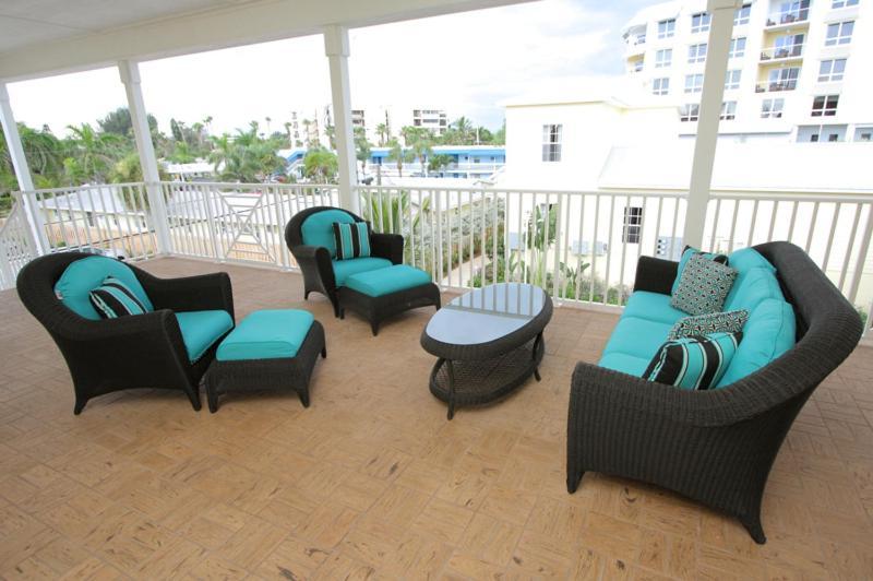 Beach Club At Siesta Key By Rva Exterior photo